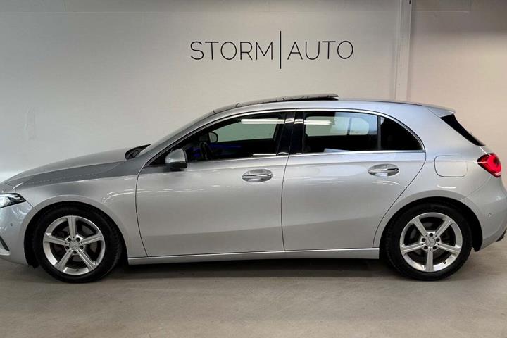 Sølv Mercedes A200 fra 2019