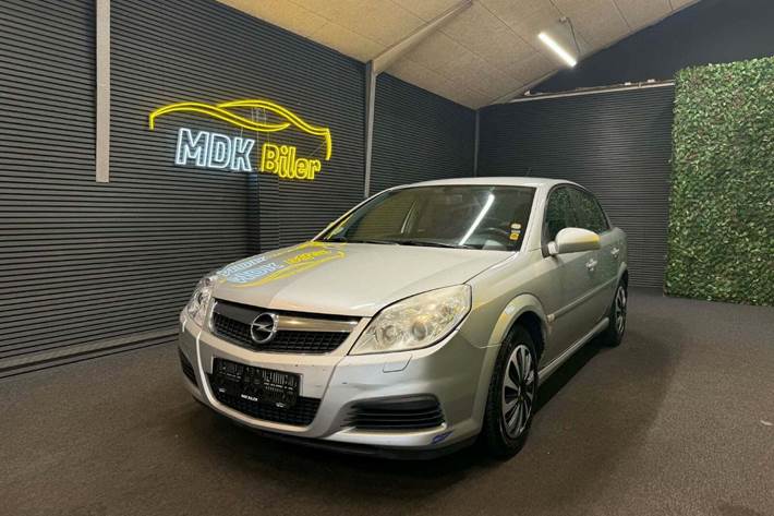 undefined Opel Vectra fra 2005 set udefra