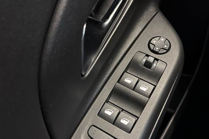 Sort Opel Corsa-e fra 2024