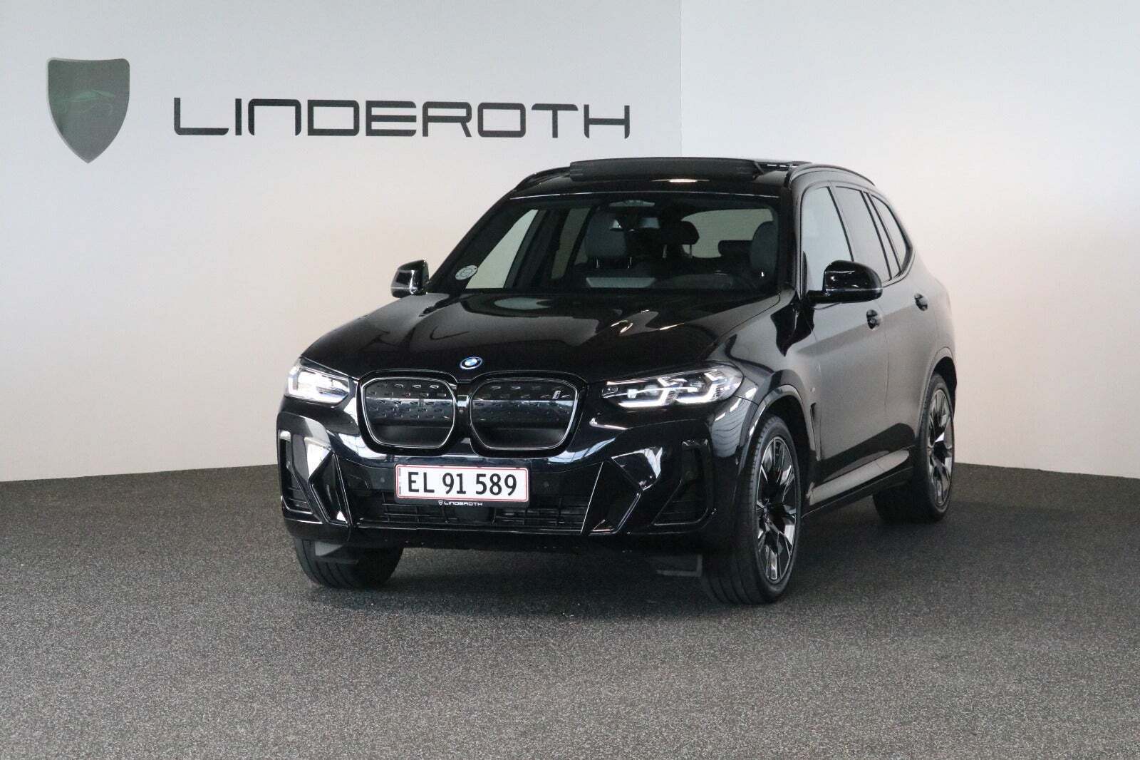 BMW iX3 Charged Plus M-Sport