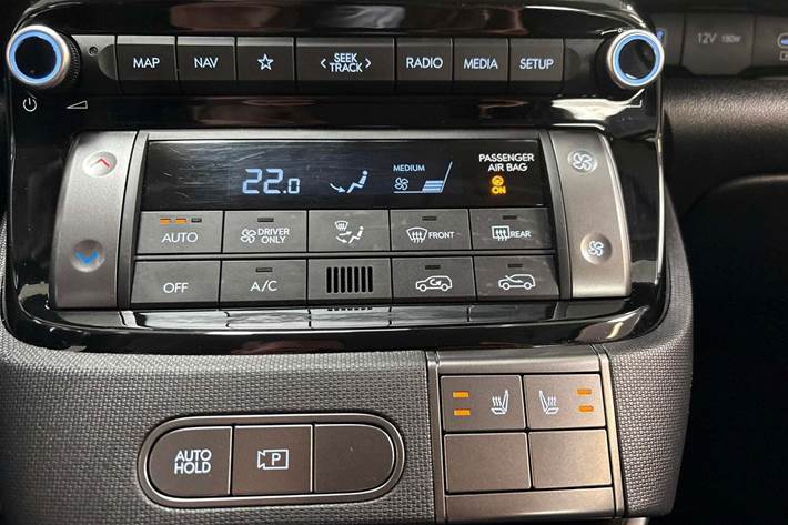 Hvid Hyundai Inster fra 2025