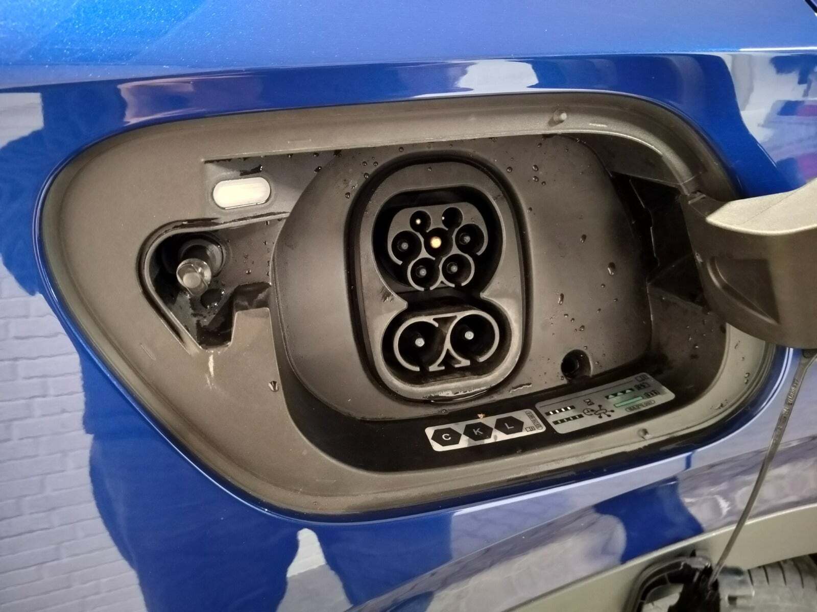 Blå VW ID.4 fra 2025