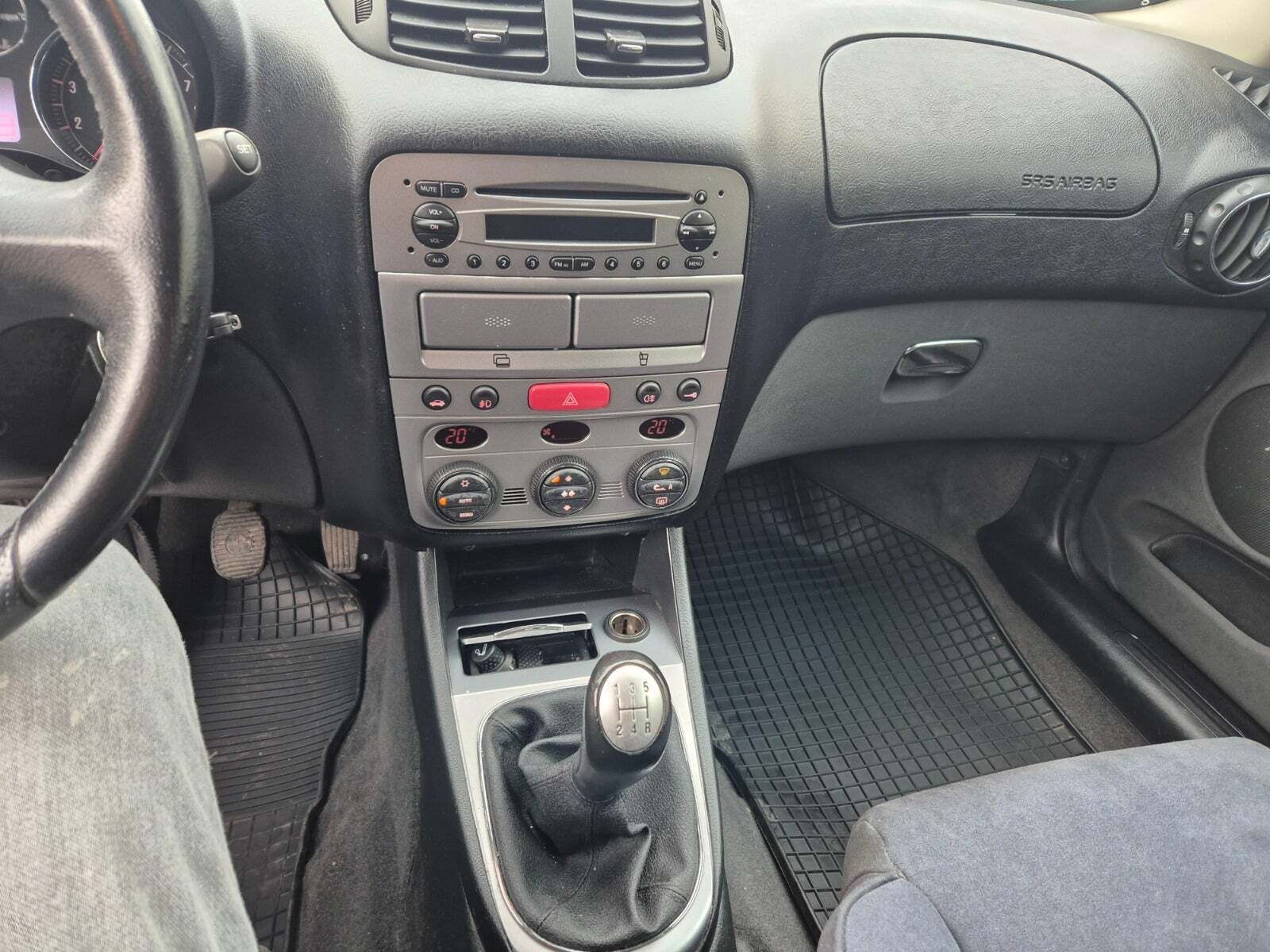 undefined Alfa Romeo 147 fra 2007 set indefra
