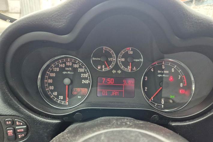 undefined Alfa Romeo 147 fra 2007