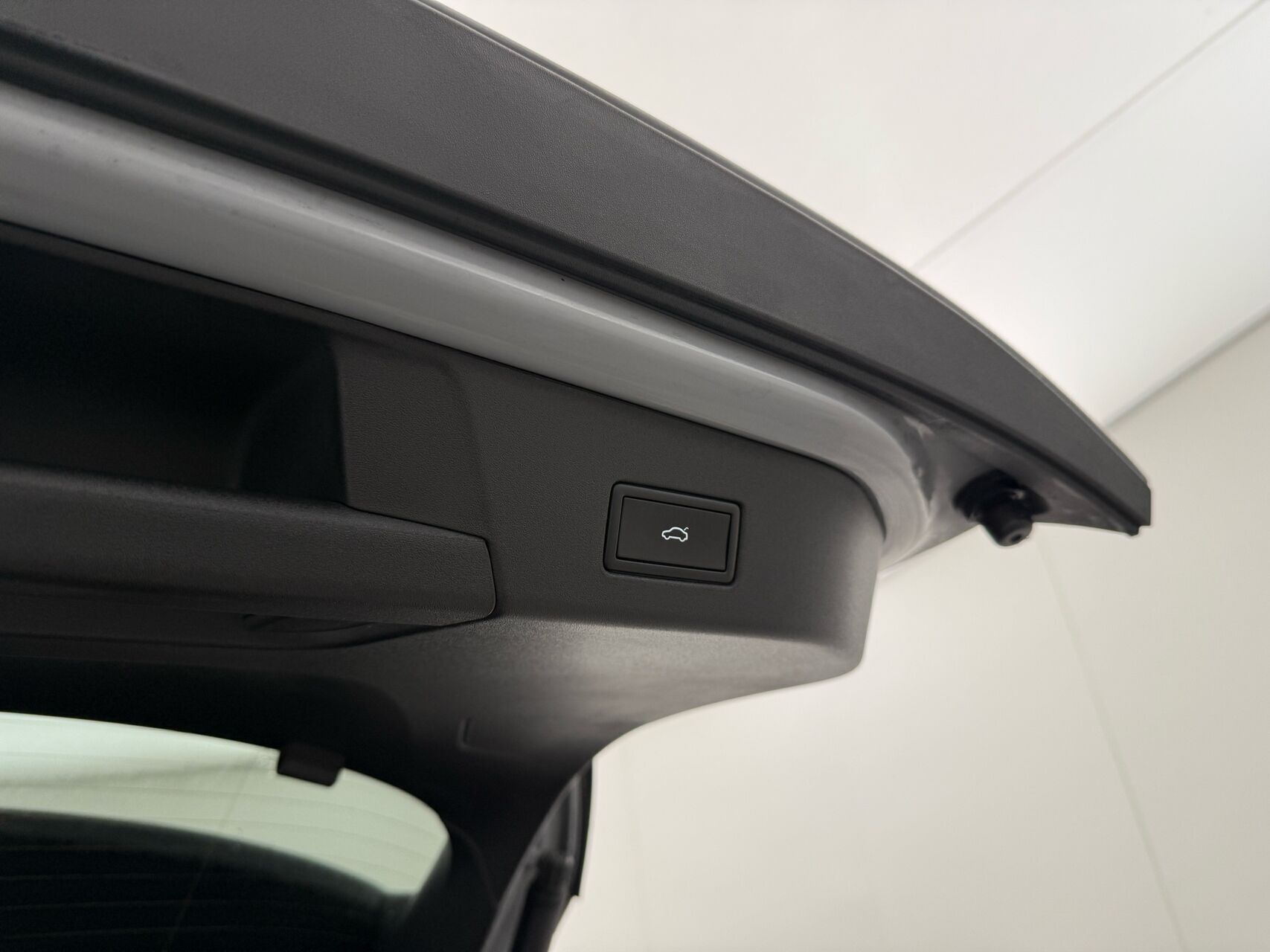 Grå VW ID.4 fra 2021