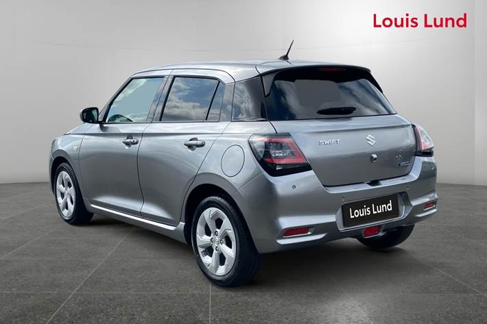 Sølv Suzuki Swift fra 2026