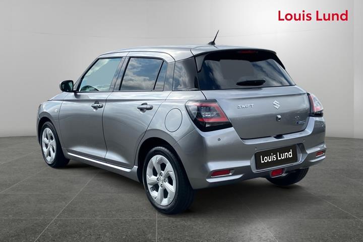 Sølv Suzuki Swift fra 2026