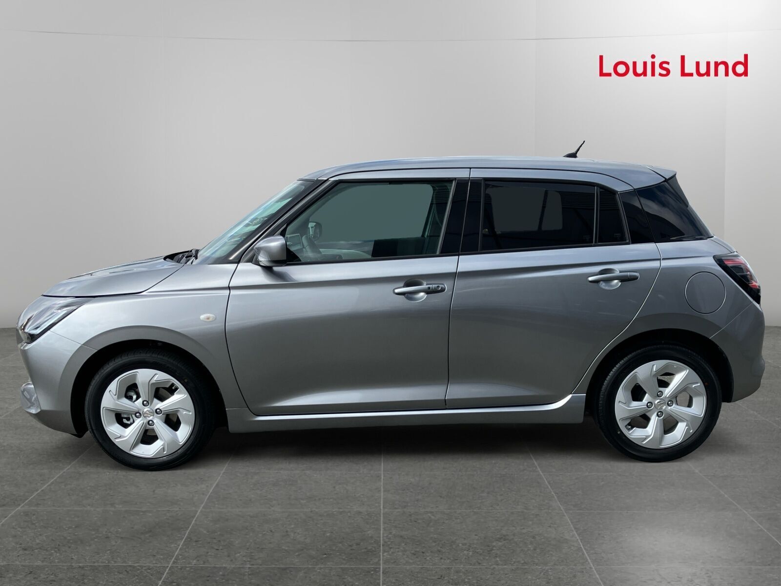Sølv Suzuki Swift fra 2026