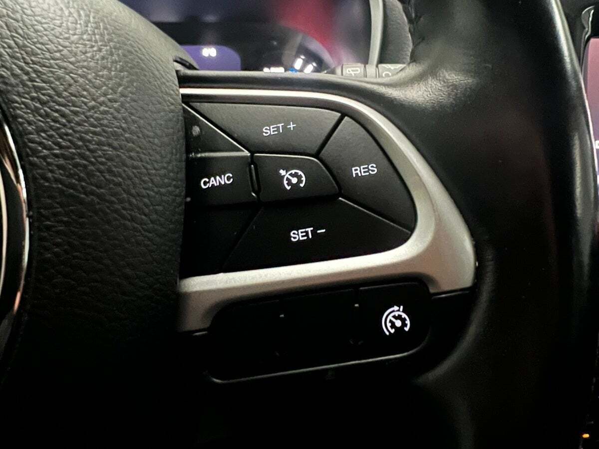 Sølv Jeep Compass fra 2021