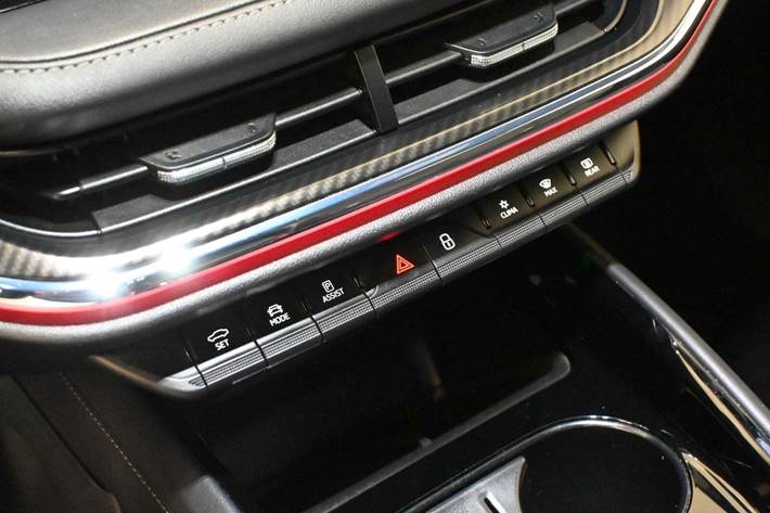 Hvid Skoda Enyaq fra 2021