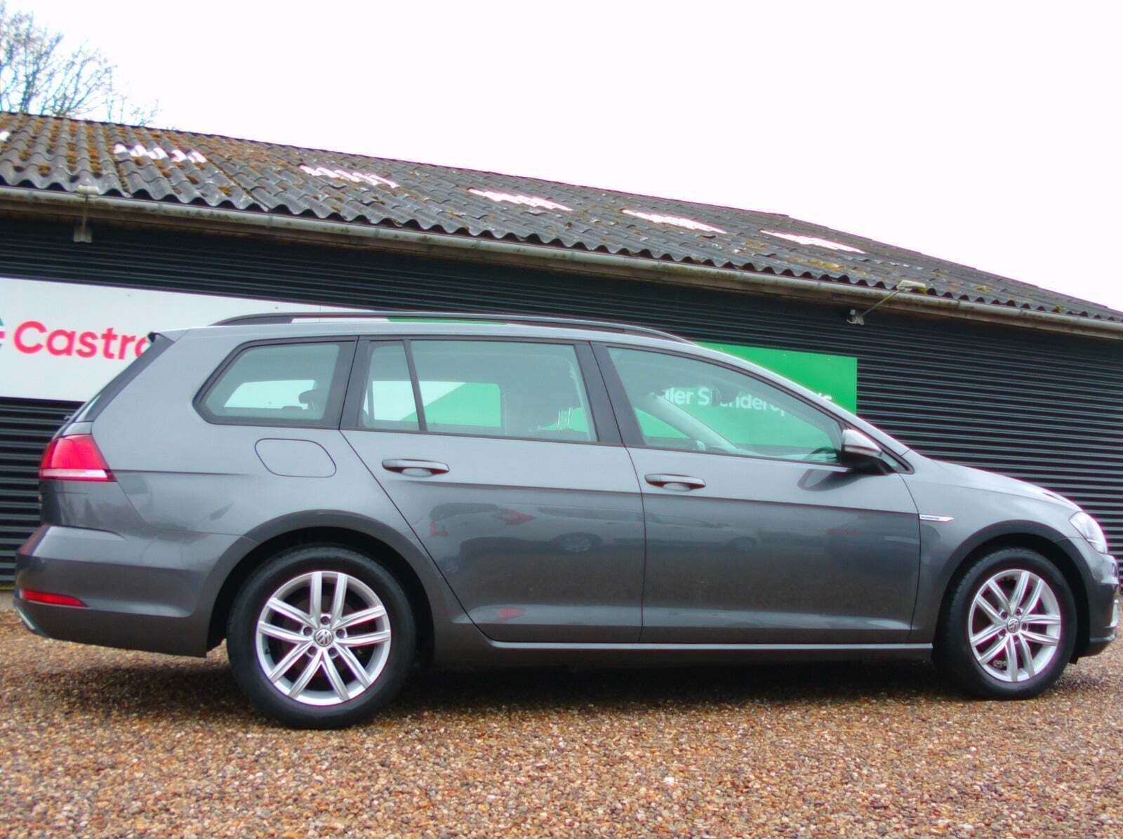 Sølv VW Golf VII fra 2018