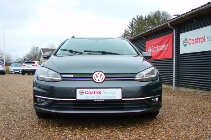 Sølv VW Golf VII fra 2018