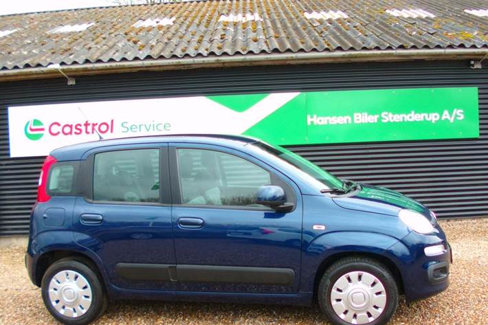 Blå Fiat Panda fra 2018