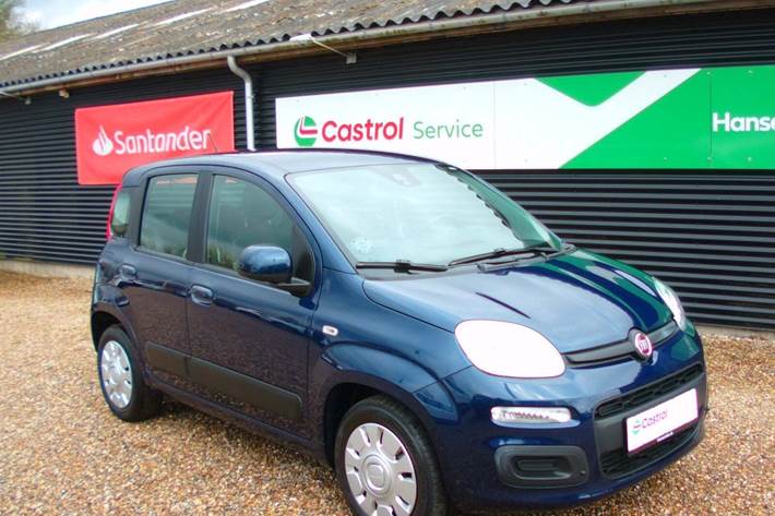 Blå Fiat Panda fra 2018