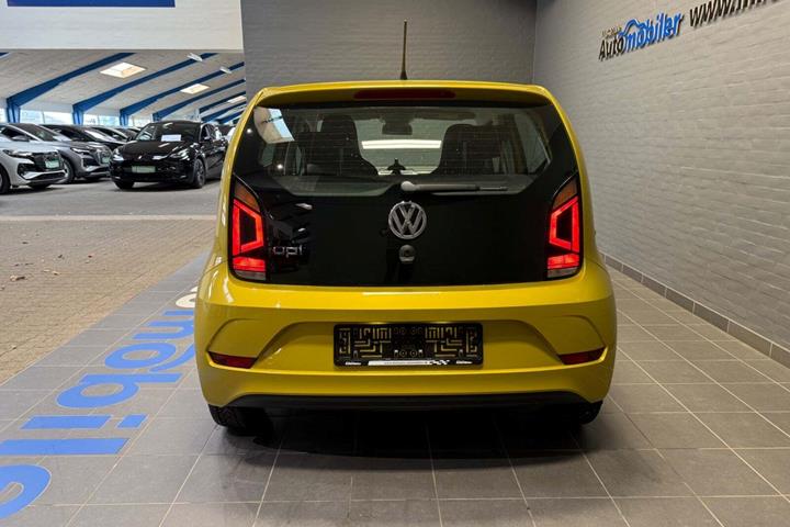 Gul VW UP! fra 2017
