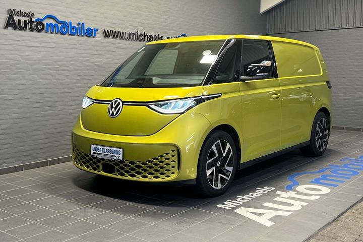 Gul VW ID.Buzz fra 2023 set udefra