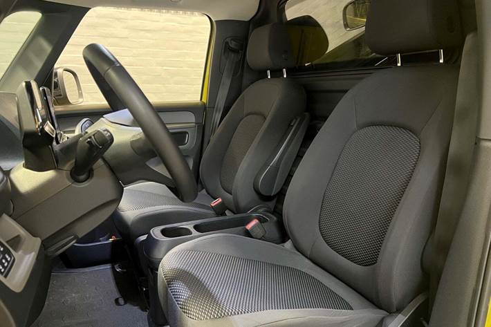 Gul VW ID.Buzz fra 2023