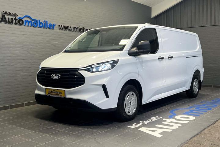 Hvid Ford Transit Custom 320 L2 fra 2026