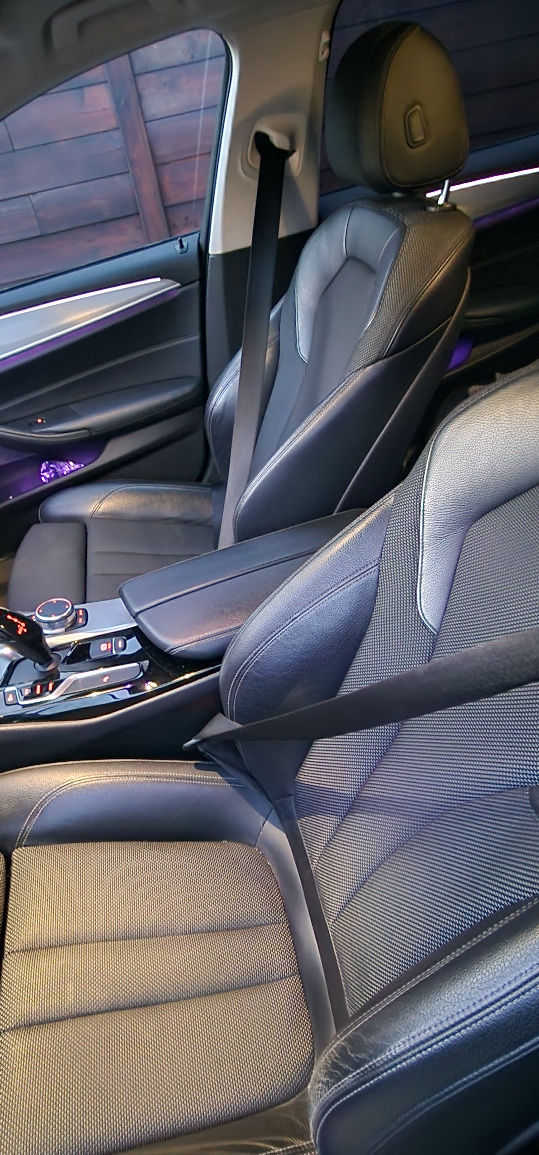 Sort BMW 501 fra 2018