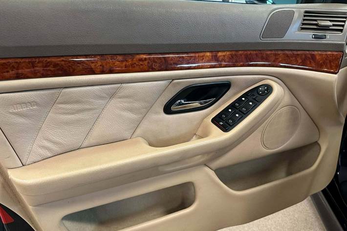 Blå Alpina B10 fra 1999