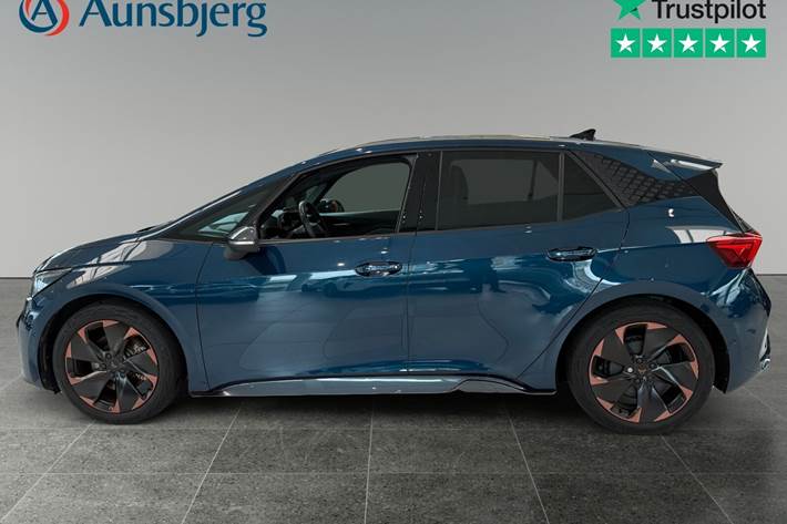Blå Cupra Born fra 2022
