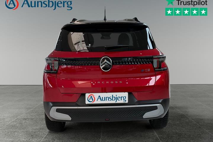 Rød Citroën e-C3 Aircross fra 2025