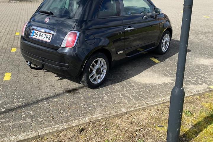 Sort Fiat 500 fra 2010