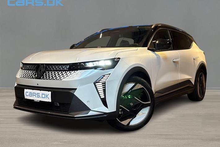 Hvid Renault Scénic fra 2024 set udefra