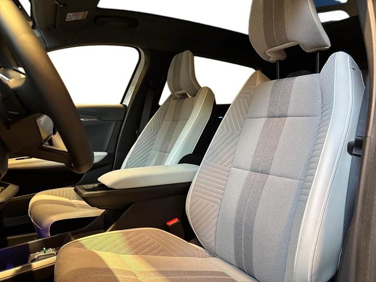 Renault Scénic E-TECH Iconic 220HK Aut.