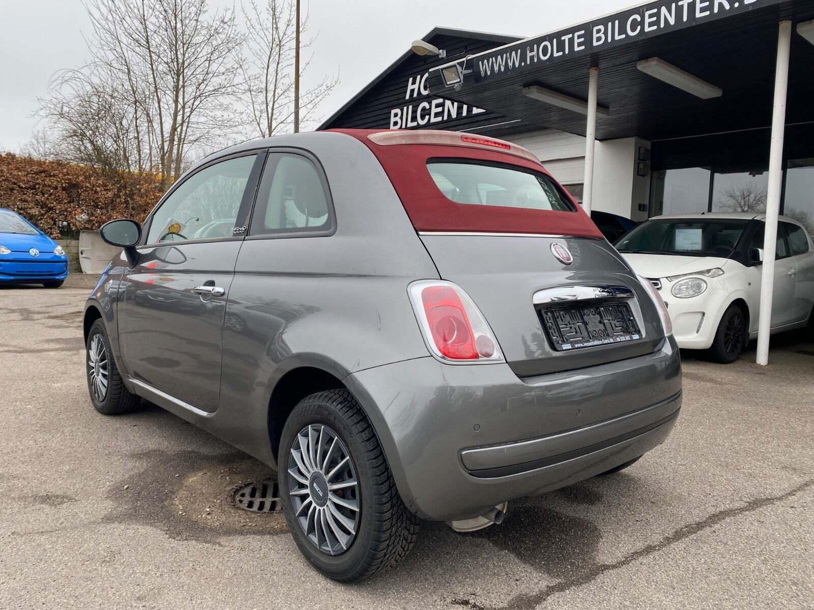 Grå Fiat 500C fra 2012