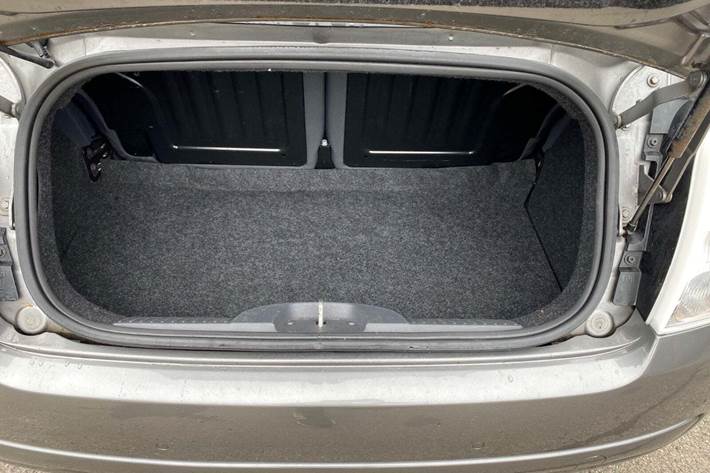 Grå Fiat 500C fra 2012