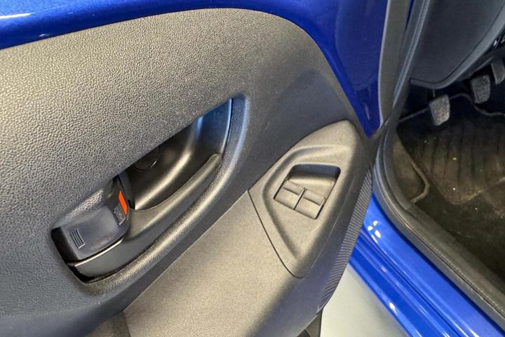Blå Citroën C1 fra 2020