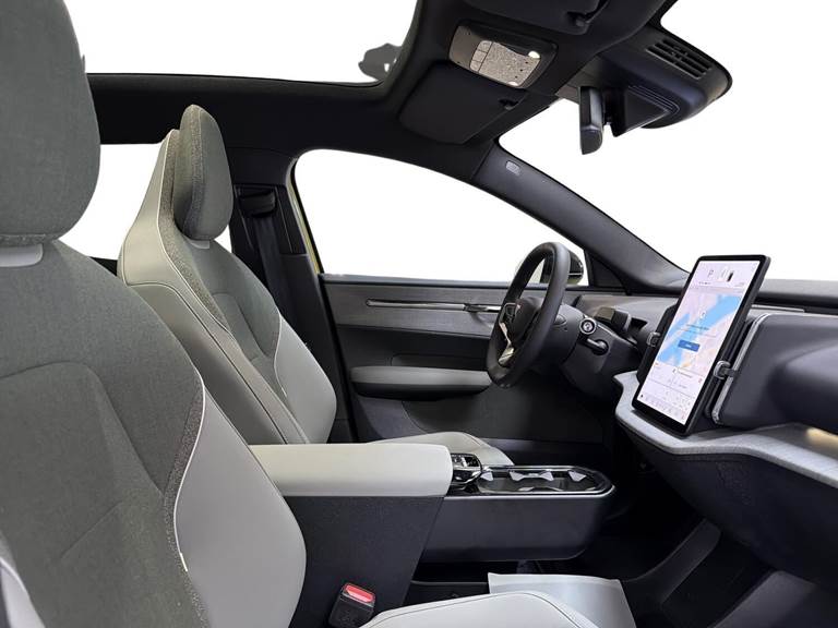 Volvo EX30 Extended Range Ultra