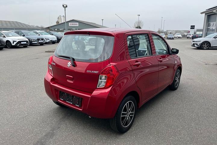Rød Suzuki Celerio fra 2015