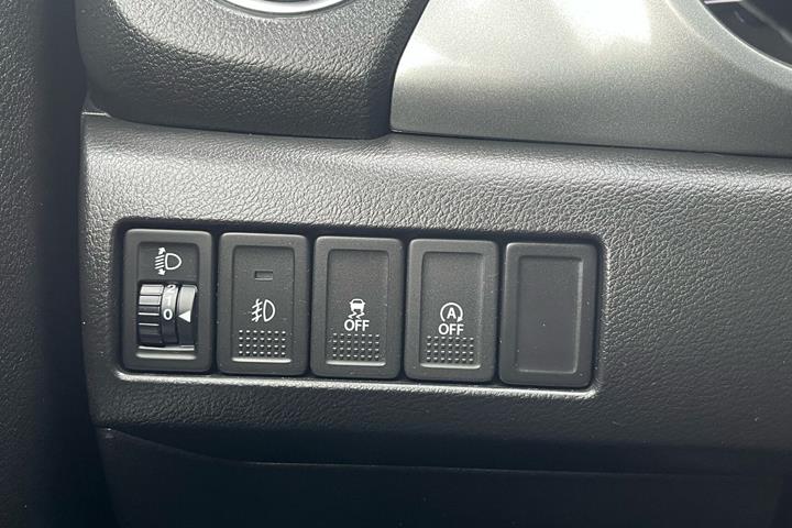 Grå Suzuki Vitara fra 2016