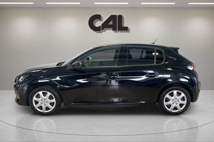 Sort Peugeot 208 fra 2020