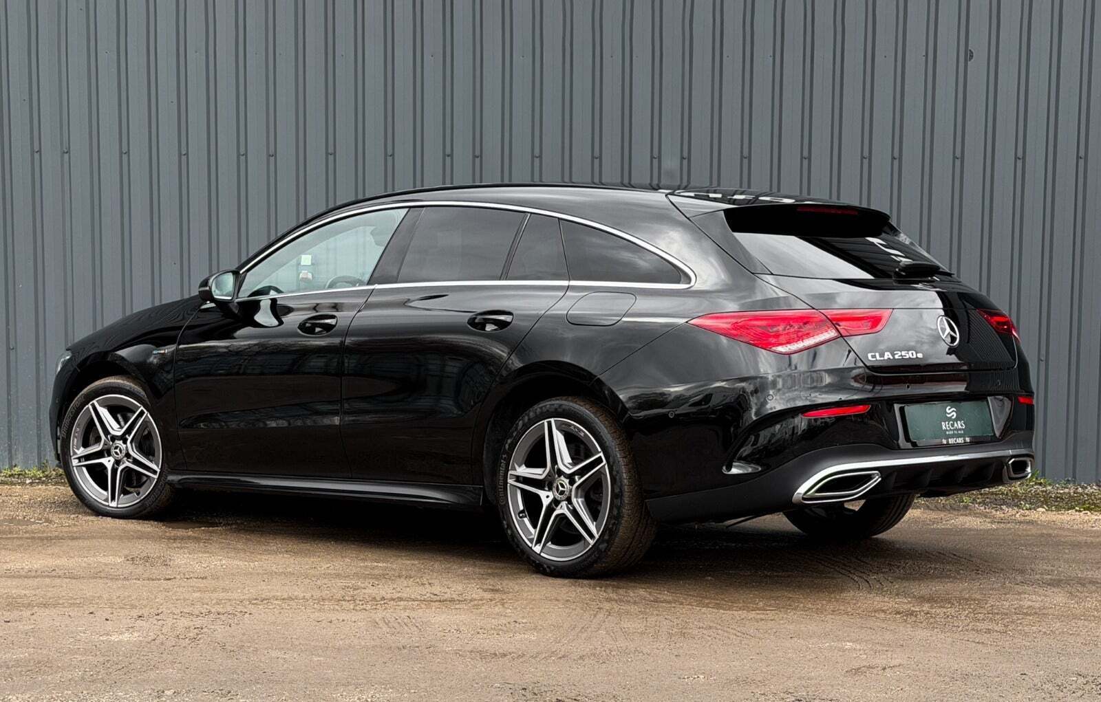 Sort Mercedes CLA250 e fra 2021