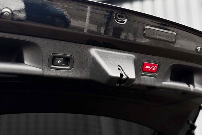 Sort Mercedes CLA250 e fra 2021