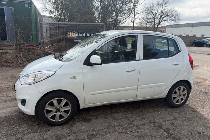 Grøn Hyundai i10 fra 2012