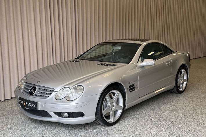 Sølv Mercedes SL55 fra 2003