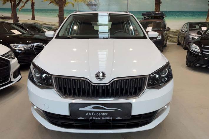 Hvid Skoda Fabia fra 2017