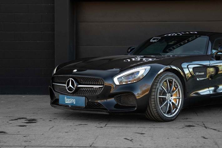 Sort Mercedes AMG GT S fra 2015