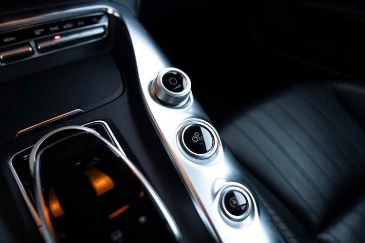 Sort Mercedes AMG GT S fra 2015