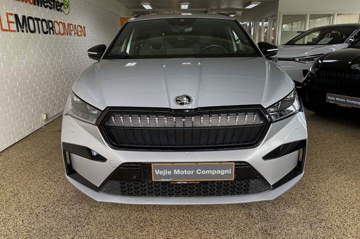 Sølv Skoda Enyaq fra 2023