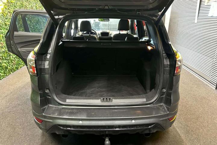 undefined Ford Kuga fra 2017