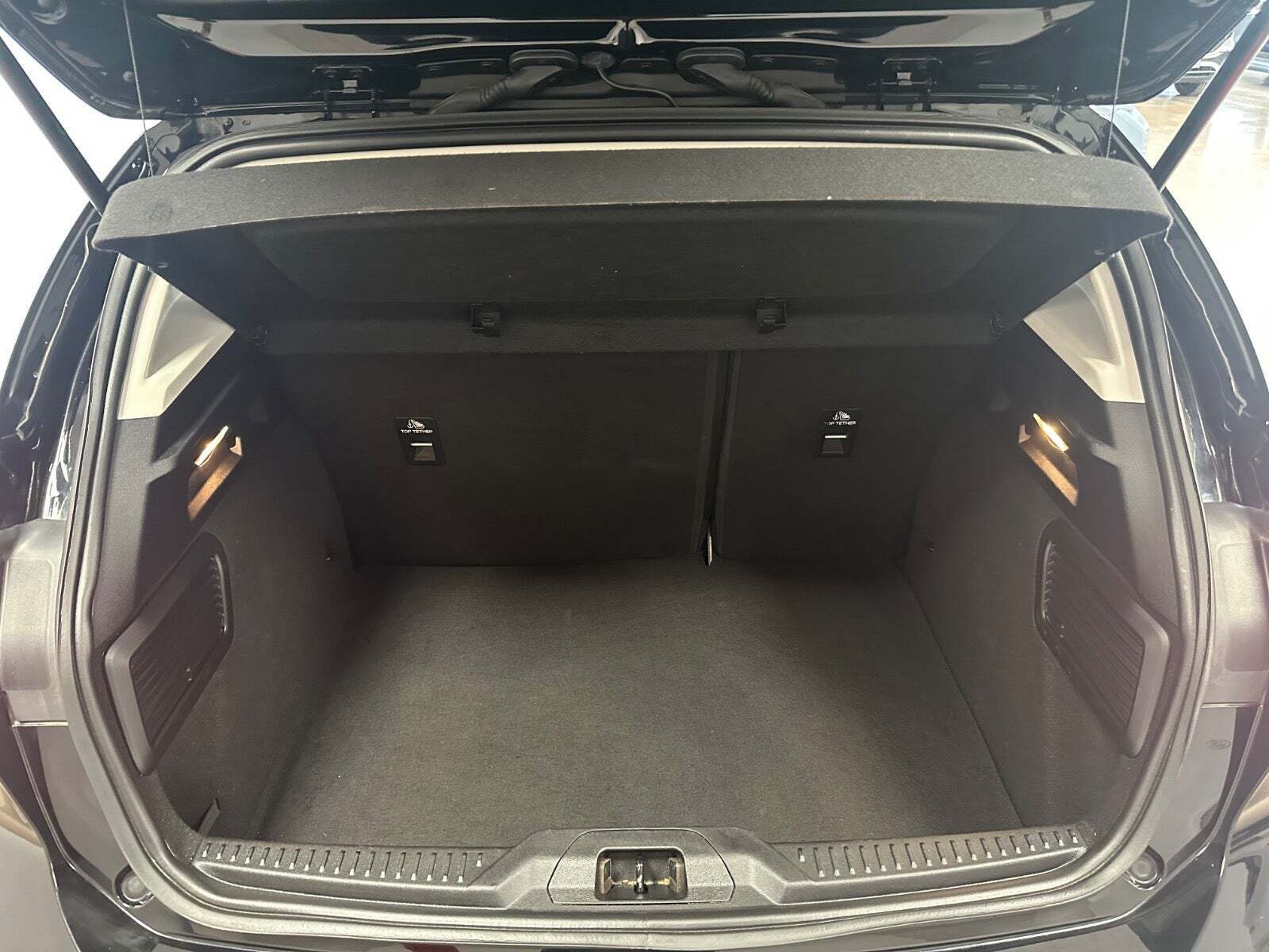 Sort Ford Focus fra 2018