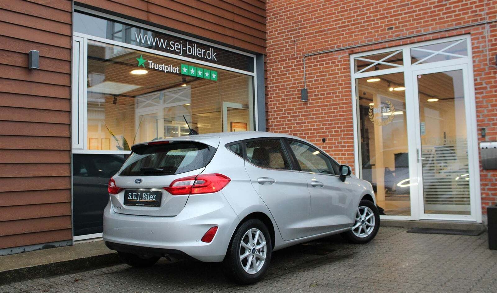 Sølv Ford Fiesta fra 2020