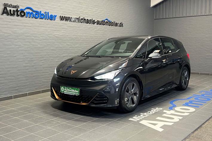 Sort Cupra Born fra 2023 set udefra
