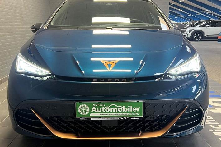 Blå Cupra Born fra 2023