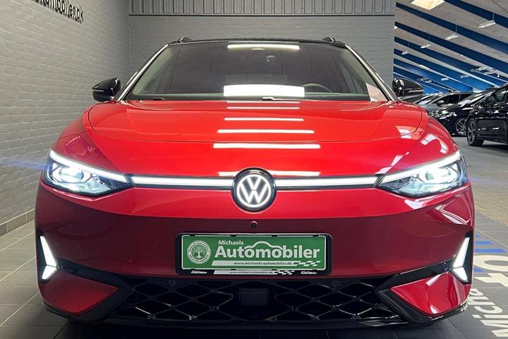 Rød VW ID.7 fra 2025